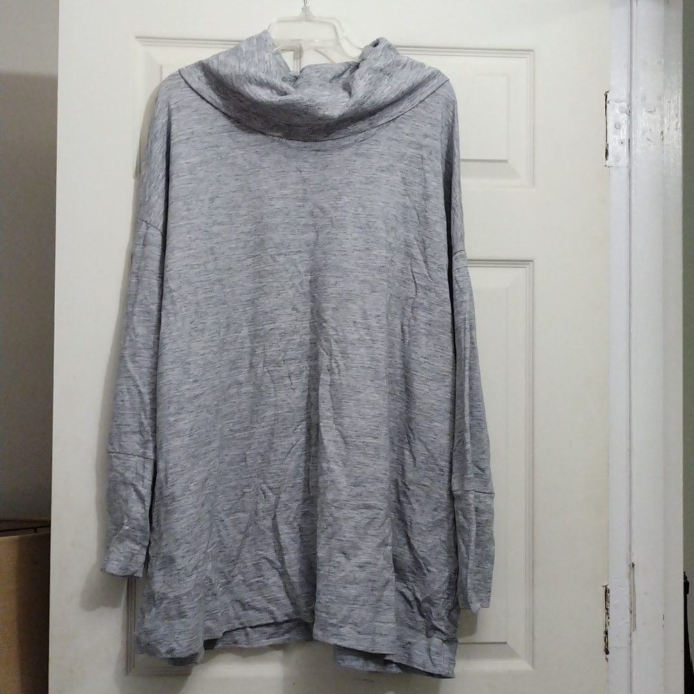 Ava & Viv heather gray cowl neck top size 4x